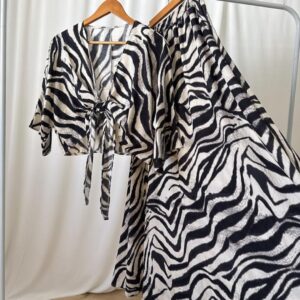 CONJUNTO ZAFARI POLLERA + BLUSA